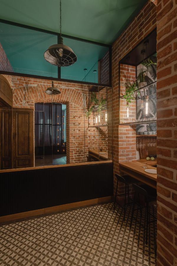 Larry Bird Old Town By Willywalls Cracovie Extérieur photo