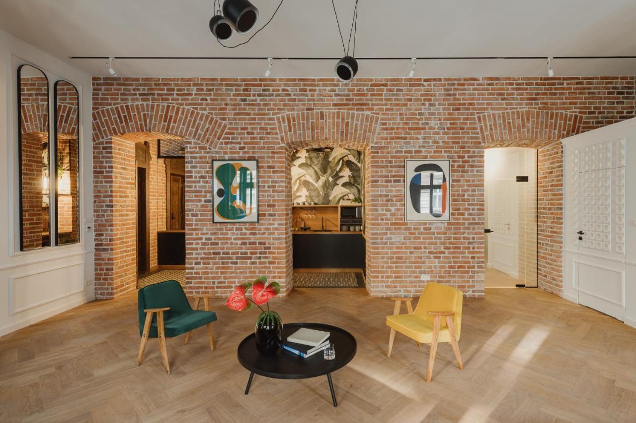 Larry Bird Old Town By Willywalls Cracovie Extérieur photo