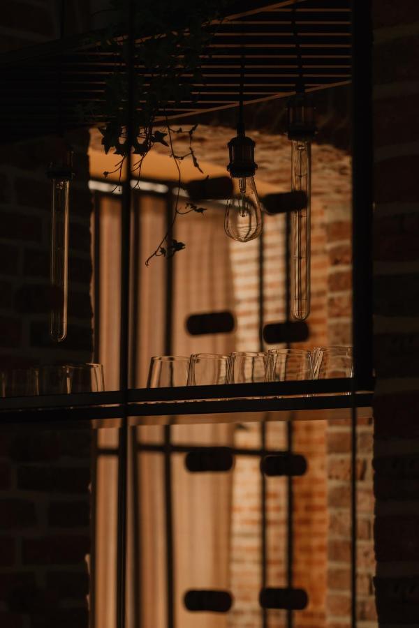 Larry Bird Old Town By Willywalls Cracovie Extérieur photo